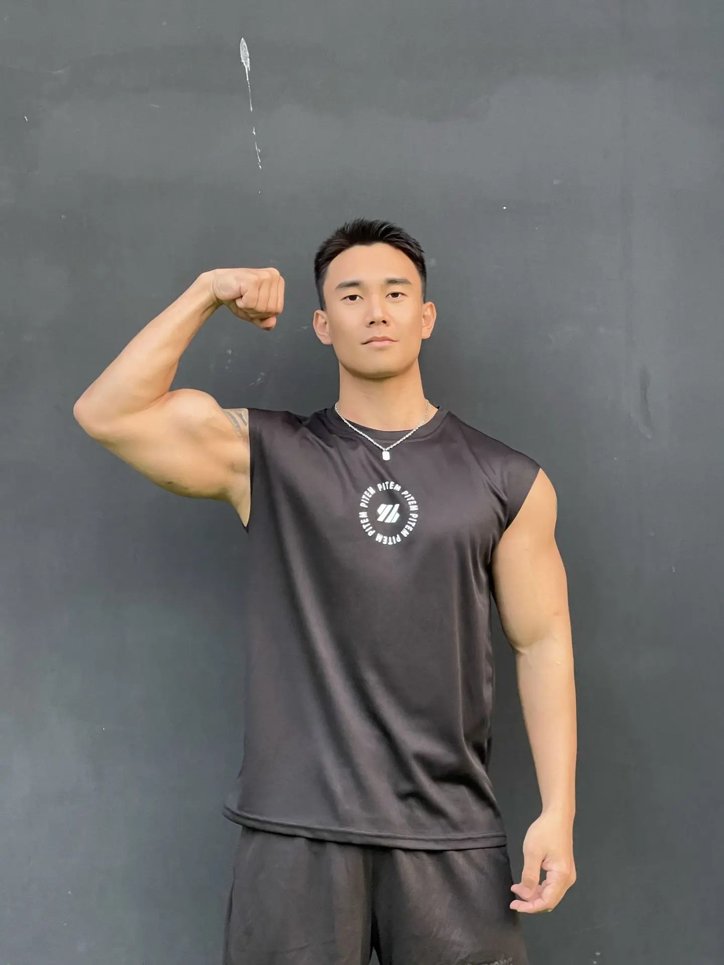 New Mens Gym Tank top Men Fitness Sleeveless Shirt Male Mesh Breathable Fitness Sports Vest Undershirt Gyms Running Vest Men S88b76b103c2e4f32befaf68a13934a10h