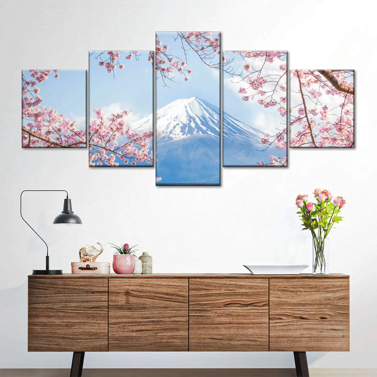 Vista Sul Monte Fuji Con Fiori Di Ciliegio  Sakura  In Primavera Dal Parco Arakurayama Sengen A Fujiyoshida Giappone 2pnnch4