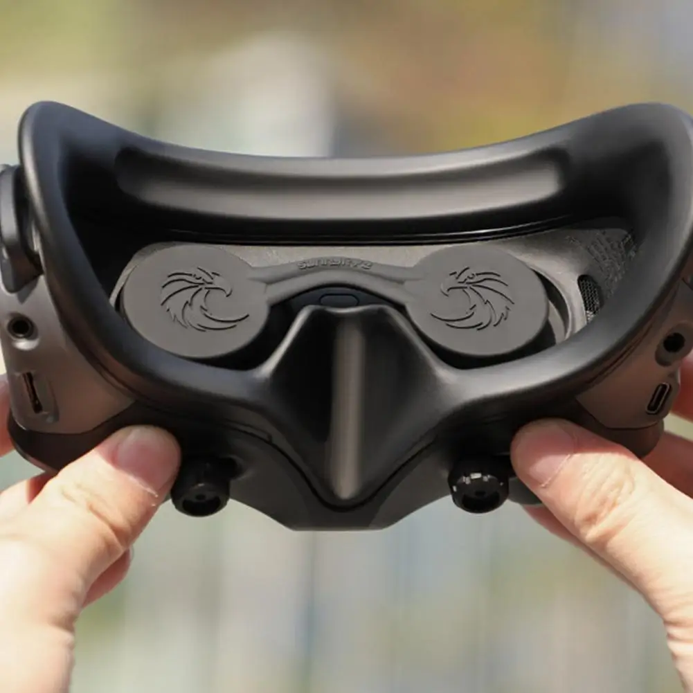 Description Picture 2 of itemScratch-proof Silicone Lens Cover For DJI Avata 2/Avata For DJI Goggles 3/2 Dustproof Lens Cap Flight VR Glasses Accessorie I3L5