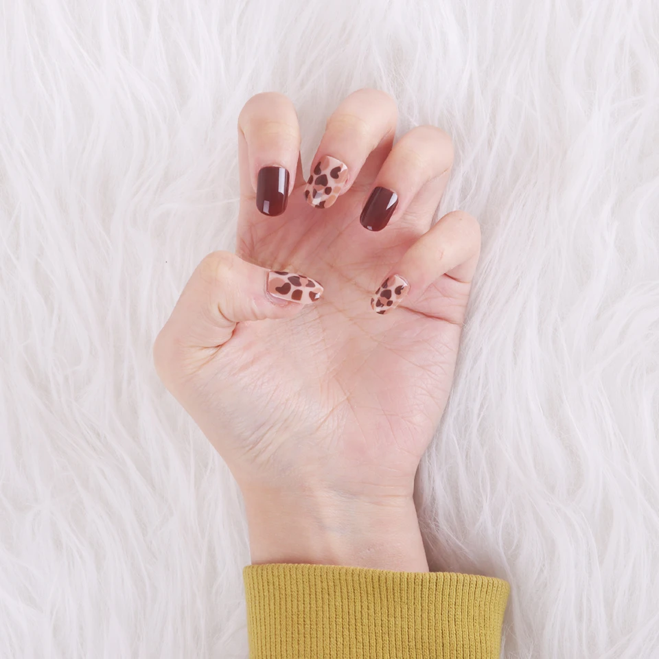 

24Pcs/Box Nude Short Square Ballet Wearable French Fake Nails Press on Square Head Full Cover Detachable Finished Fingernails