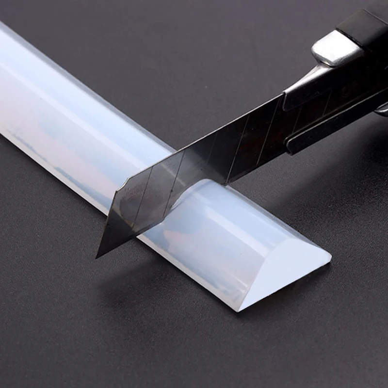 Description Picture 5 of item1m Rubber bathroom water stopper Dry and Wet Separation Flood Barrier shower dam door Bottom Sealing Strip Guard Blocker