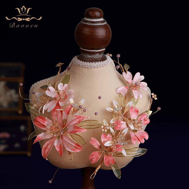 人気もの ピンクリーフブライダルヘアピンの花バレッタ花嫁王冠クイーン髪girps結婚式のヘアアクセサリー Hair Jewelry 新品 送料無料 Prietosroofing Com