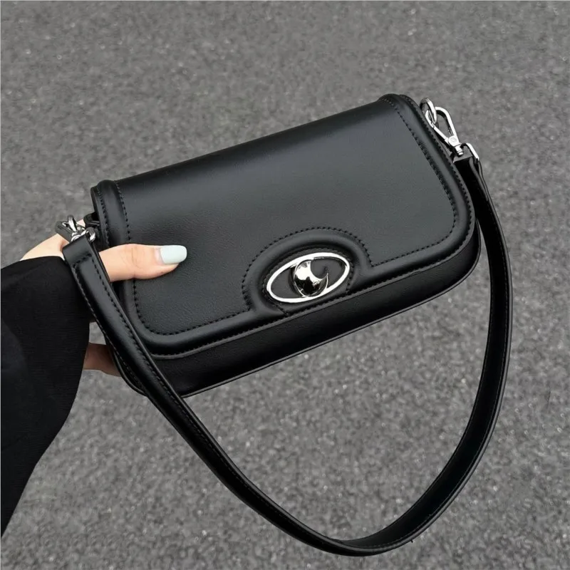 Solid Color Moon Oval Pattern Shoulder Bag Women Leather Large Capacity Handbag Ladies Y2k Premium Fashion Commute Crossbody Bag