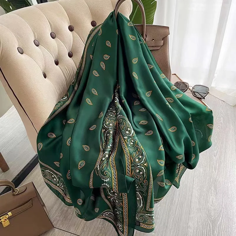 Grande écharpe noire chiffon sauvage 35 x 35 pouces effet soie