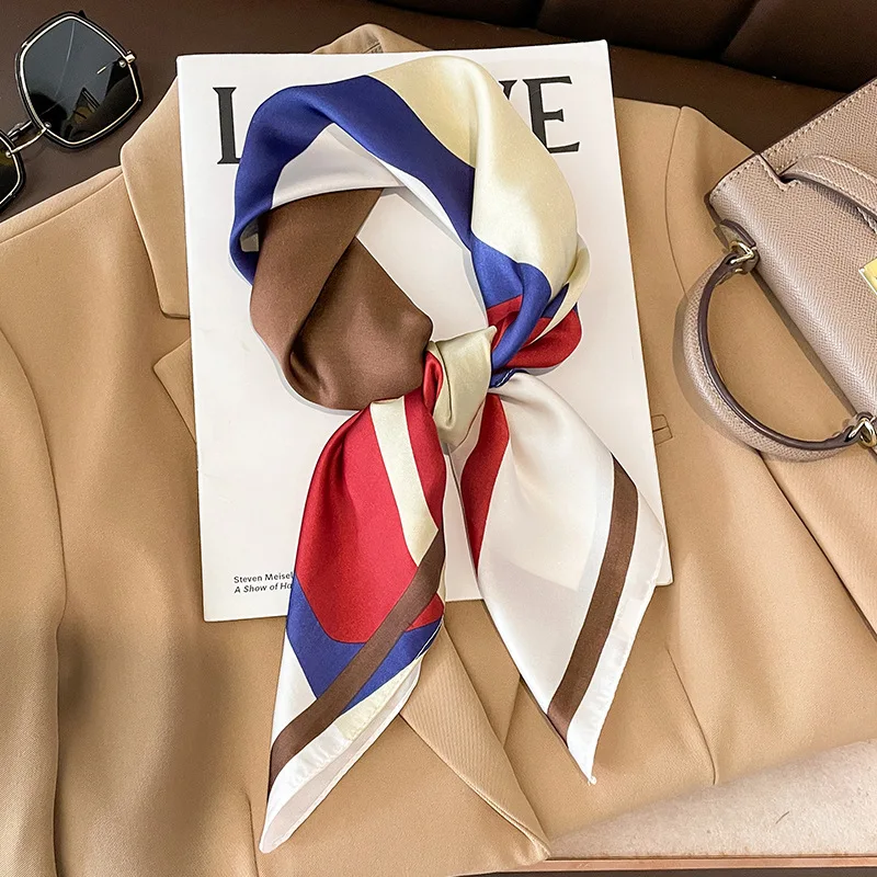 70X70CM Beach Kerchief Design Square Silk Hijab The Four Seasons Popular Scarves Women Sunscreen Luxury Headscarf