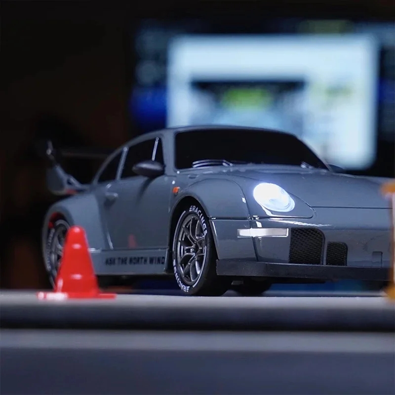 Voiture RC 4x4 1:24 20KM/H Drift LED - Jouet de Course