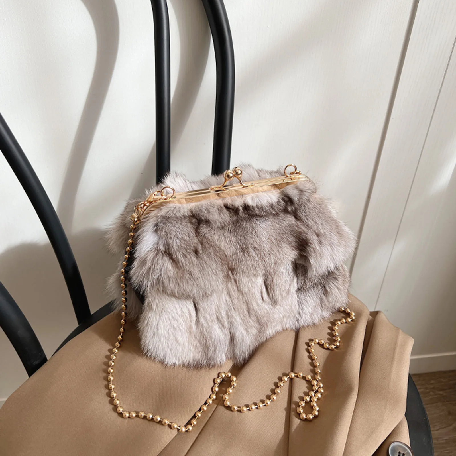 Fluffy Messenger Bag Solid Color Top Handle Handbag Furry Hobo Handbag for Women Ladies Work Travel Commuting