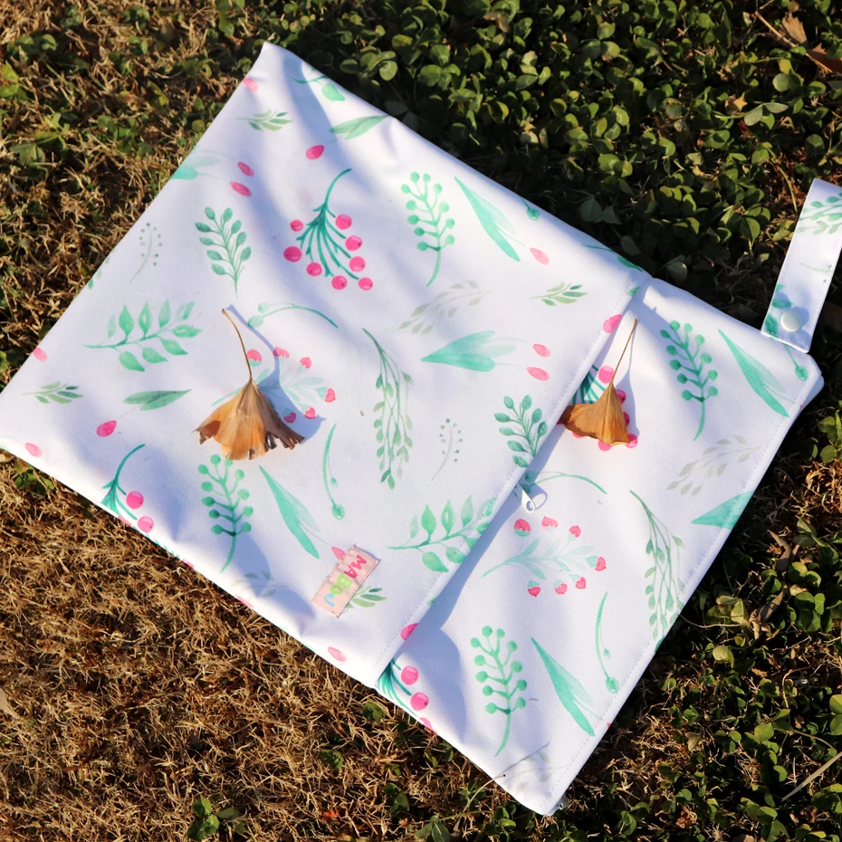 30x40cm Wet Bags Baby Diaper Bag Waterproof Dry Nappy 2 Zipper Handbag Stroller Carry Pack Travel Outdoor Wet Diaper Storage Bag 5