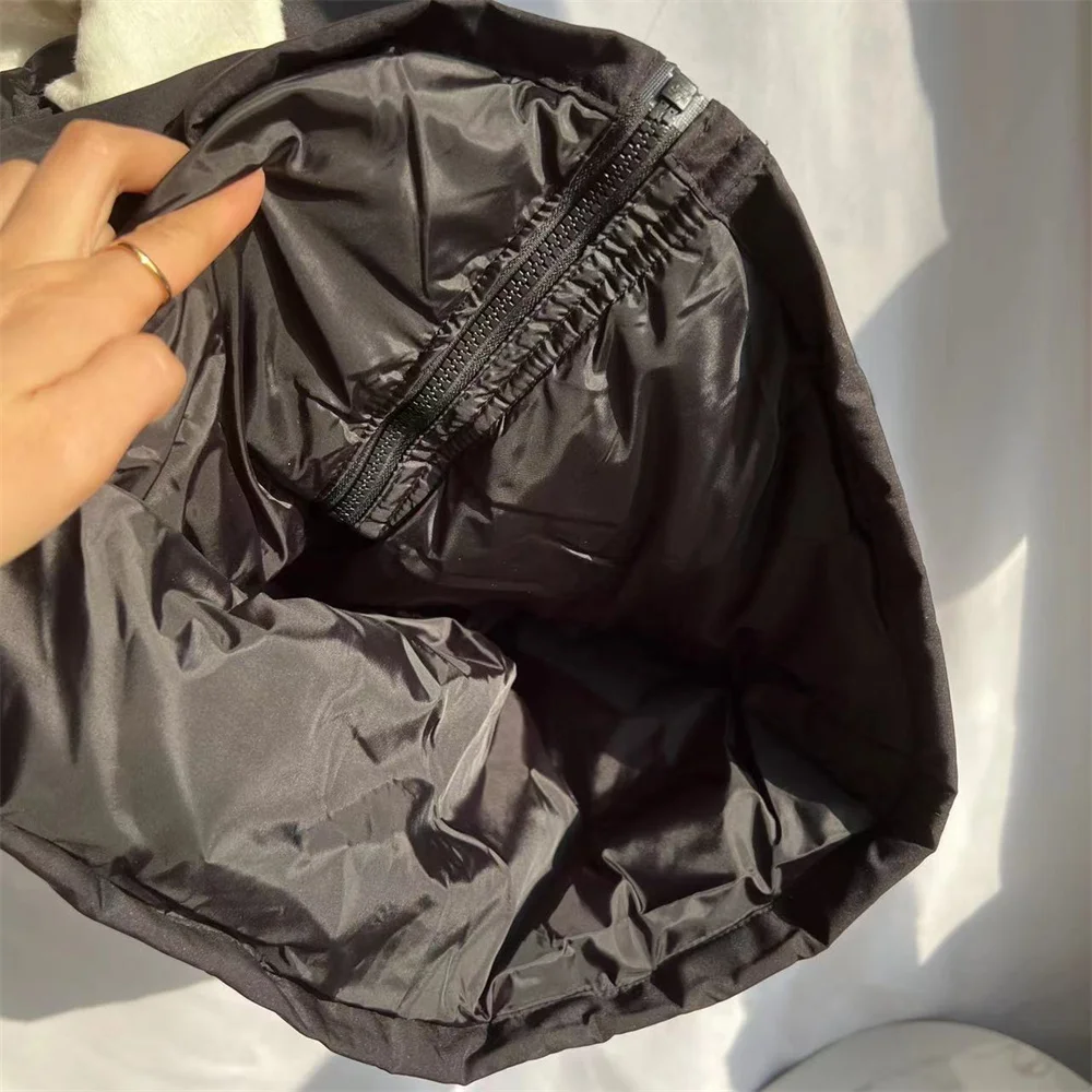 �β��� �÷��� ������ �ٿ� ��Ŷ, �����ϰ� ���õ� �ҳ� �� ��ĿƮ, ��� �ٶ����� ��Ŷ