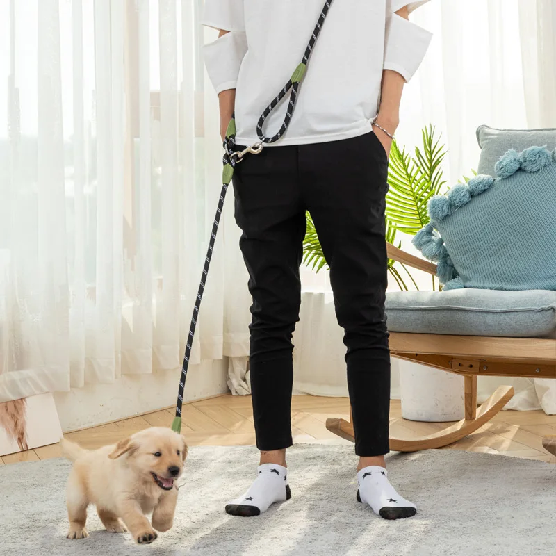 

Reflective Nylon Leashes Pet Dogs Chain Traction Rope Leads for Running Free Hands Rope Chain for Large Small Dogs Pet Supply