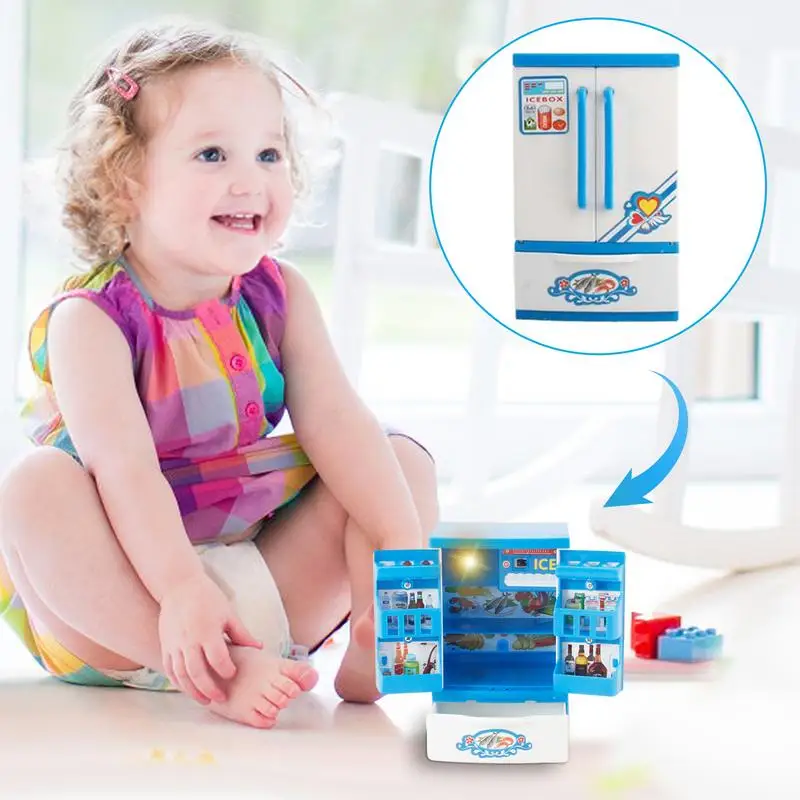 Рисунок 4 - Имитация игрушки на холодильник с двумя дверцами