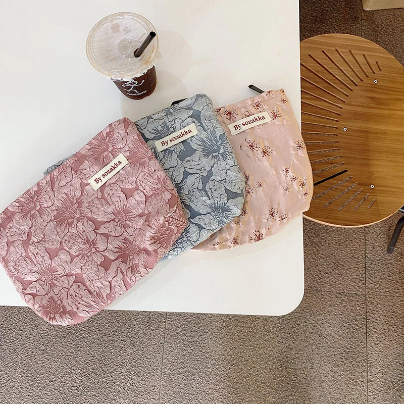 

French Relief Plum Blossom Flower Cosmetic Bag Canvas Pouch Women Portable Clutch Makeup Case Mask Organizer Travel Wash Bag