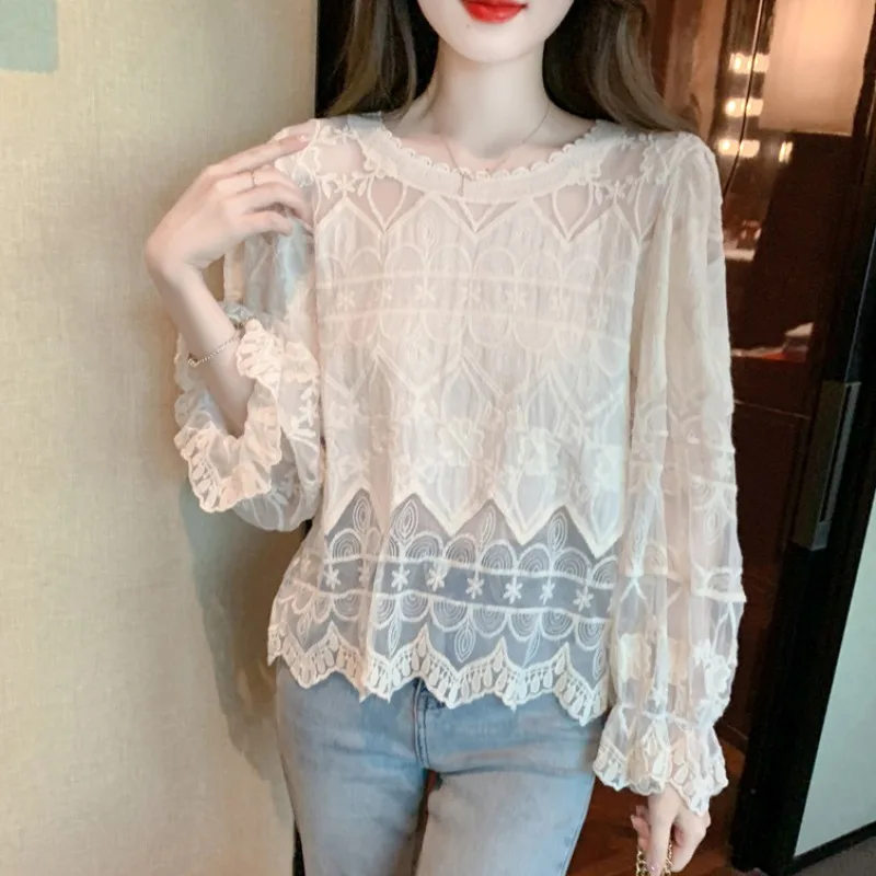 

Boring Honey Solid Color Lace Fashion Women Blouses Round Collar Chic Women's T-Shirt Long Sleeves Edible Tree Fungus Tops Women
