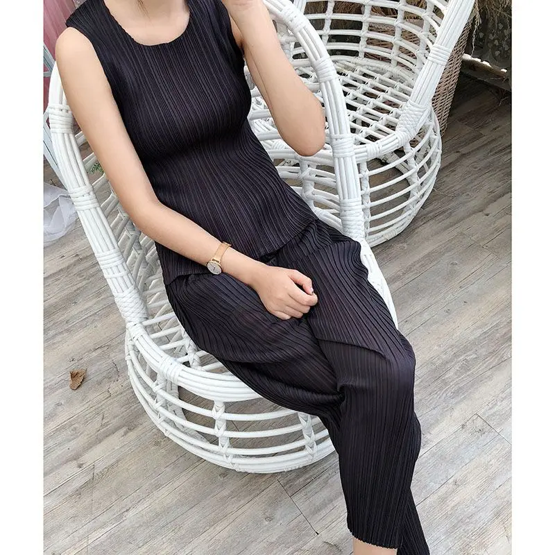 Рисунок 5 - Модный повседневный минималистичный