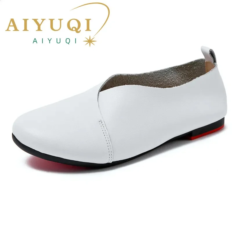 

Women flat shoes 2023 genuine leather female peas shoes large size 35-43 casual soft bottom mother single shoes K20