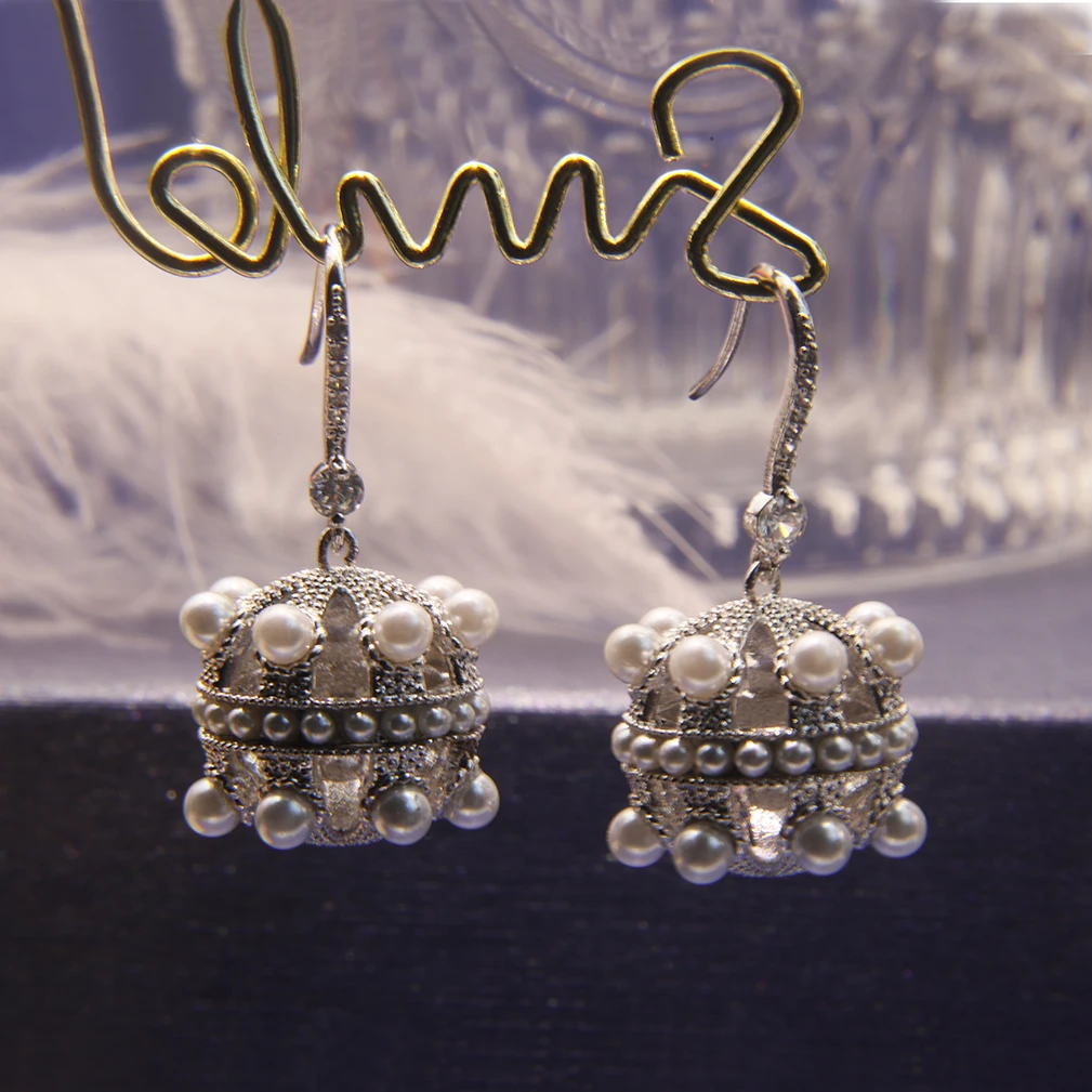 New 18K gold-plated micro-inlaid natural zircon freshwater pearl lantern long hook style luxury fashion earrings