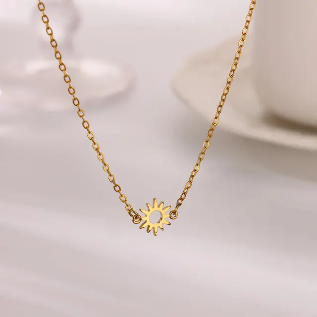 Collier géométrique en acier inoxydable pour femmes, pendentif tournesol, chaîne de clavicule, accessoires de bijoux esthétiques