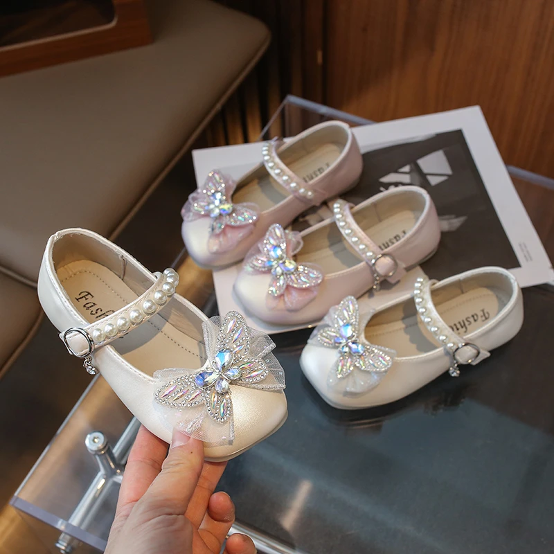 

Детские элегантные женские Туфли Мэри Джейн для оформления свадебной фотосессии искусственная кожа искусственная бабочка жемчуг неглубокая кожаная обувь 2024 корейский стиль