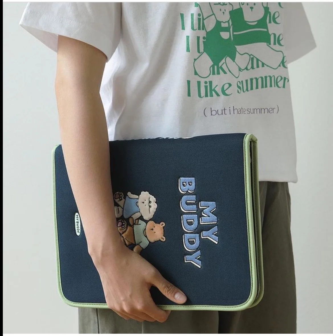 422FA465D8AD812990D311E2C18D85