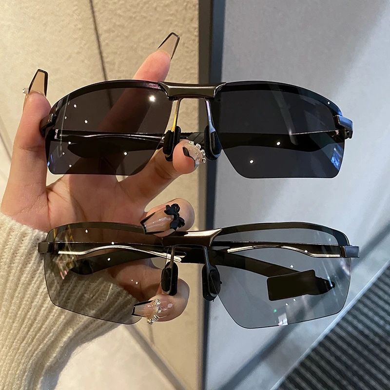Photochromic Men's Polarized Sports Sunglasses with UV400 Protection