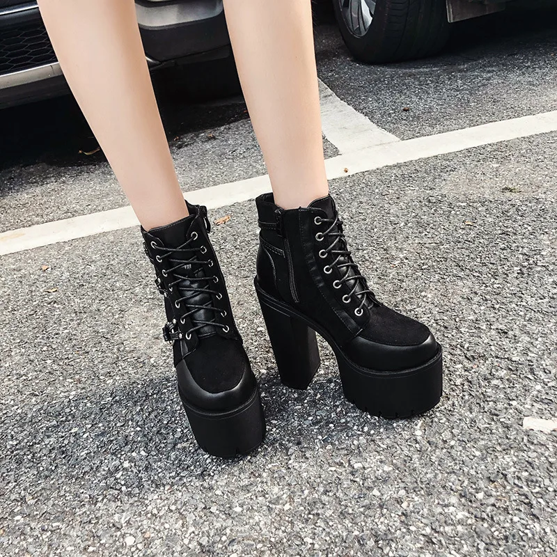 

Женские мотоциклетные ботинки, повседневная обувь на платформе и каблуке, на шнуровке, круглый носок, черные осенние ботинки, 2iok