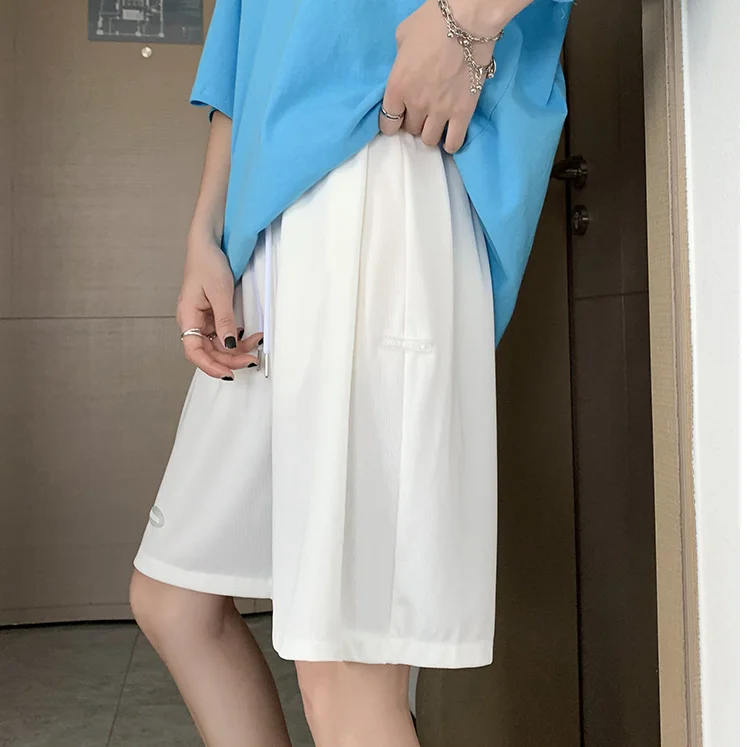 Рисунок 6 - Шорты женские с завышенной талией