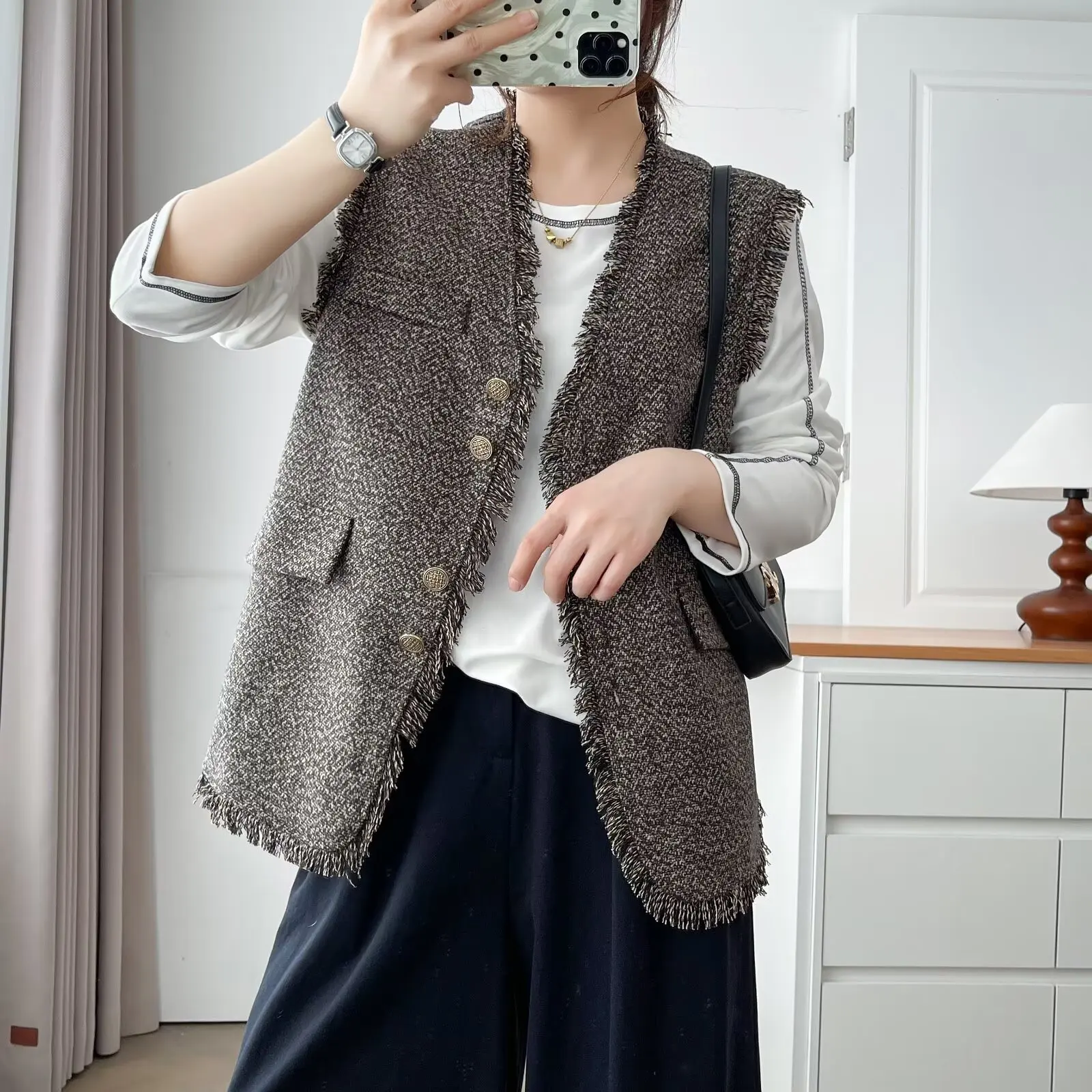 Plus Size Women's Sleeveless Vest Stylish Fringed Autumn 2025 Casual V-Neck Waistcoat 2535