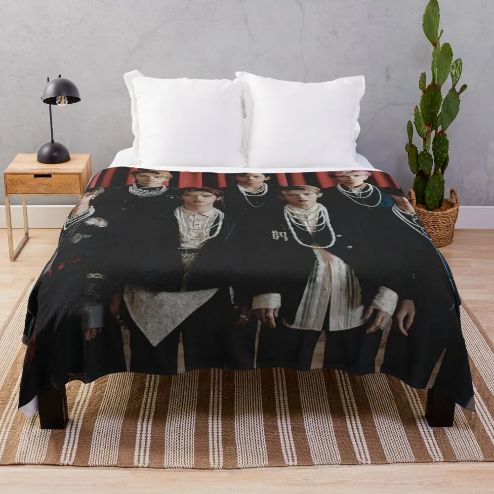 

WAYV - KICK BACK Throw Blanket Cute Blanket Sofas Thermal Blanket