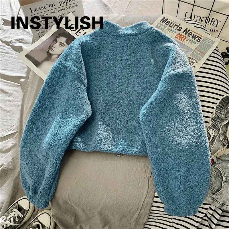 Felpe con cappuccio corte in pile con collo alla coreana da donna Felpa con coulisse a maniche lunghe con ricamo a lettera autunnale Top eleganti in velluto di peluche 6