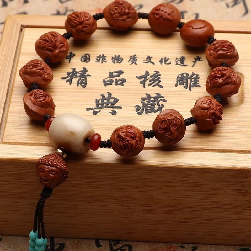 

New Dragon Pattern Hand Carved Eighteen Disciples of the Worship Buddha Bracelet Handheld Creative Accessories