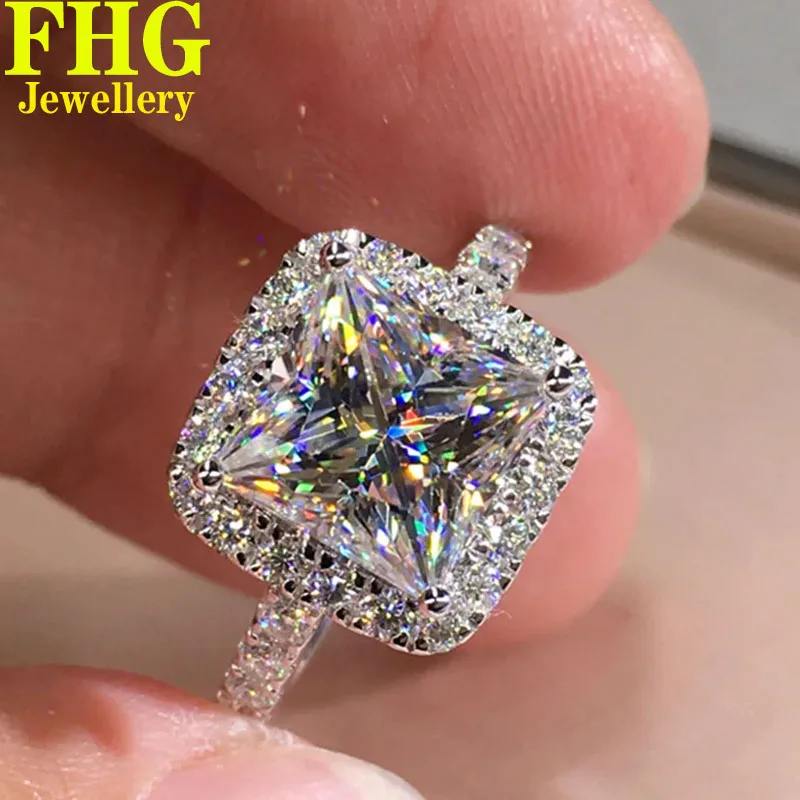 

1 2 3 4 5Carat Au585 14K White Gold DVVS1 Princess Moissanite Diamond Ring Women Wedding Party Engagement Classic Trendy