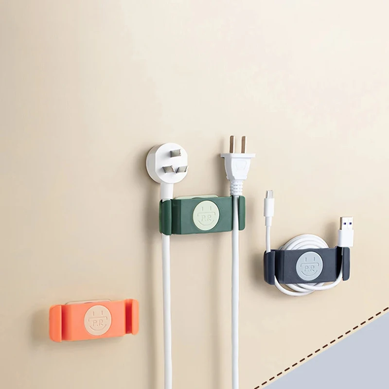 

Plug Hook Free Punching Strong Glue Hook Kitchen Wall Hanging Storage Power Cord Plug Bracket Mobile Phone Cable Storage Clip