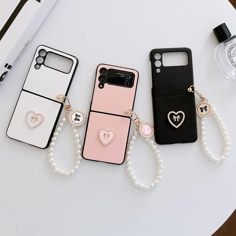 

Suitable for Samsung Z Flip3/4/5 phone case, love pearl bracelet protective case, Huawei P50pocket sticker