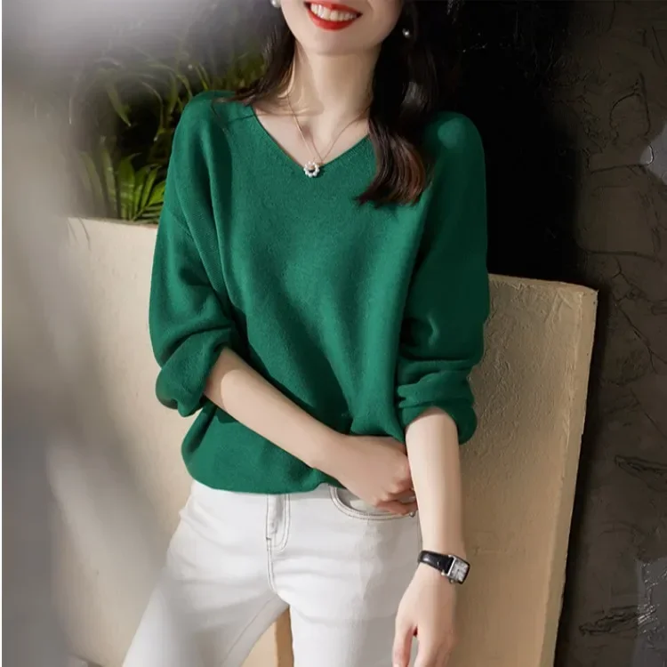 

2022 new V-neck women's short-sleeved sweater top GRAY22