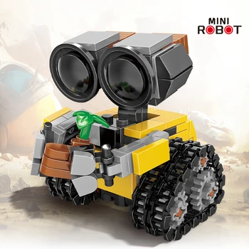 Space Mini Robot MOC Building Bricks 1