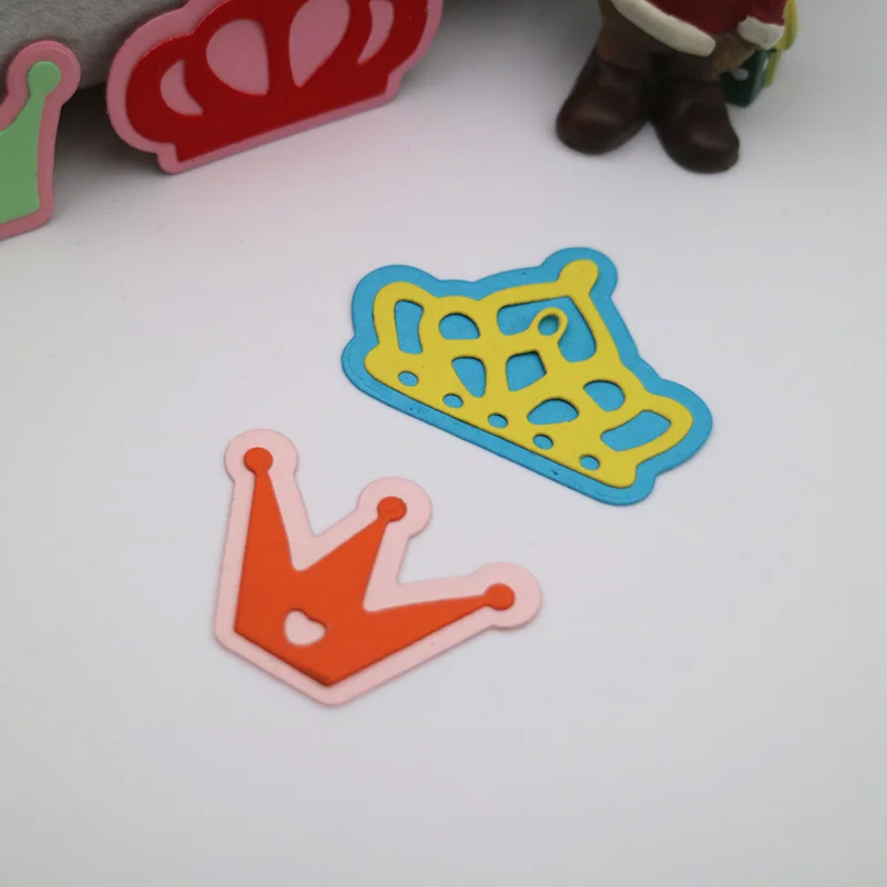 2022 Cutting Dies Crown Scrapbook Decorative Album Greeting Card Educational DIY Frame Metal Knife Mould Scrapbooking