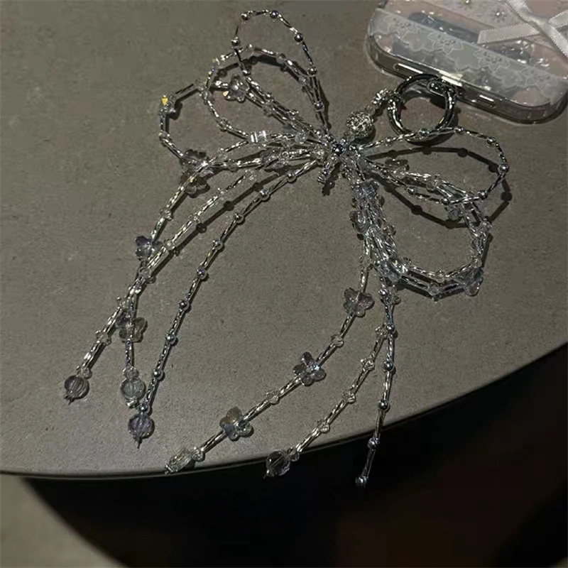 سلسلة مفاتيح بدلاية على شكل فراشة للنساء والفتيات...