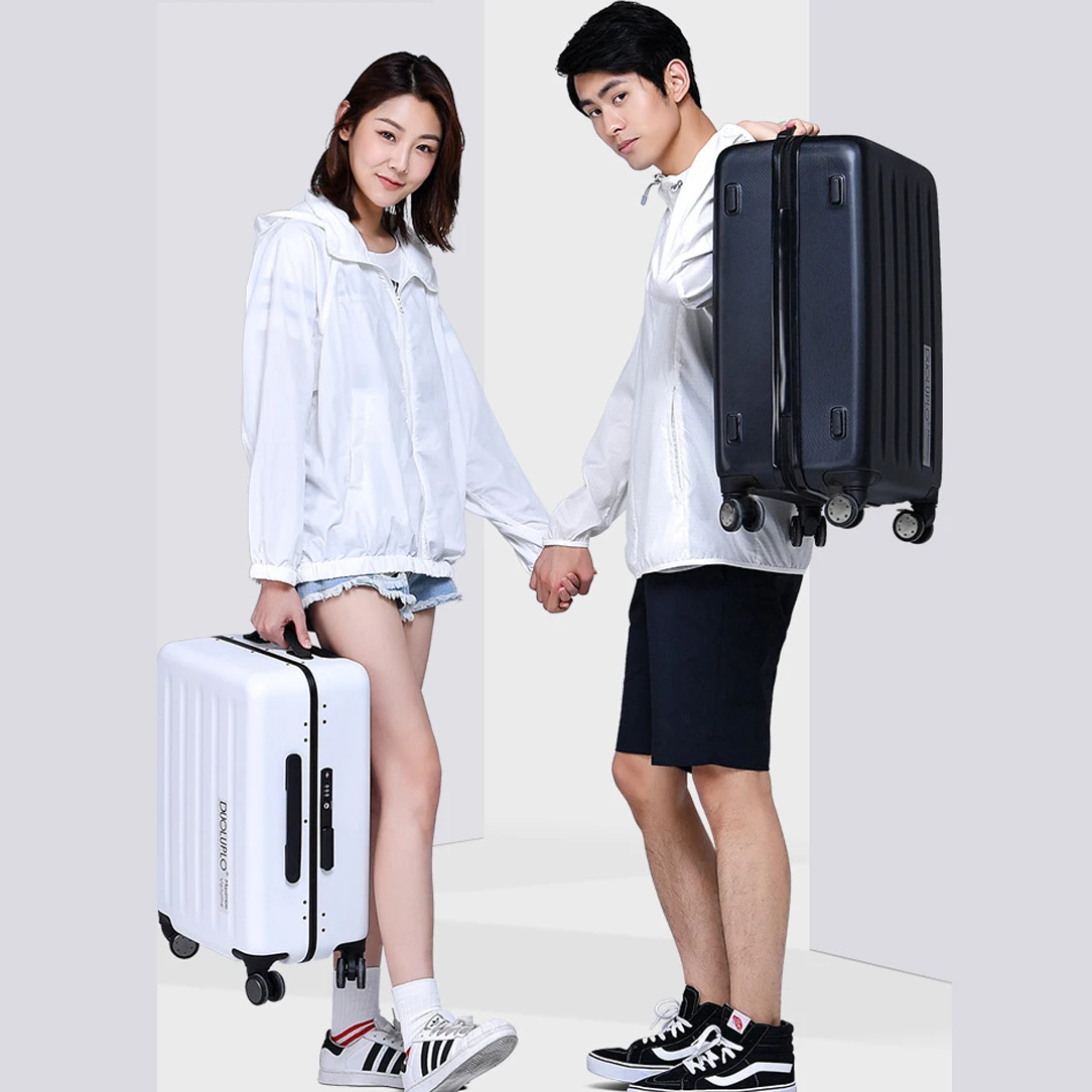 Рисунок 6 - Чемодан на колесиках для мужчин и женщин