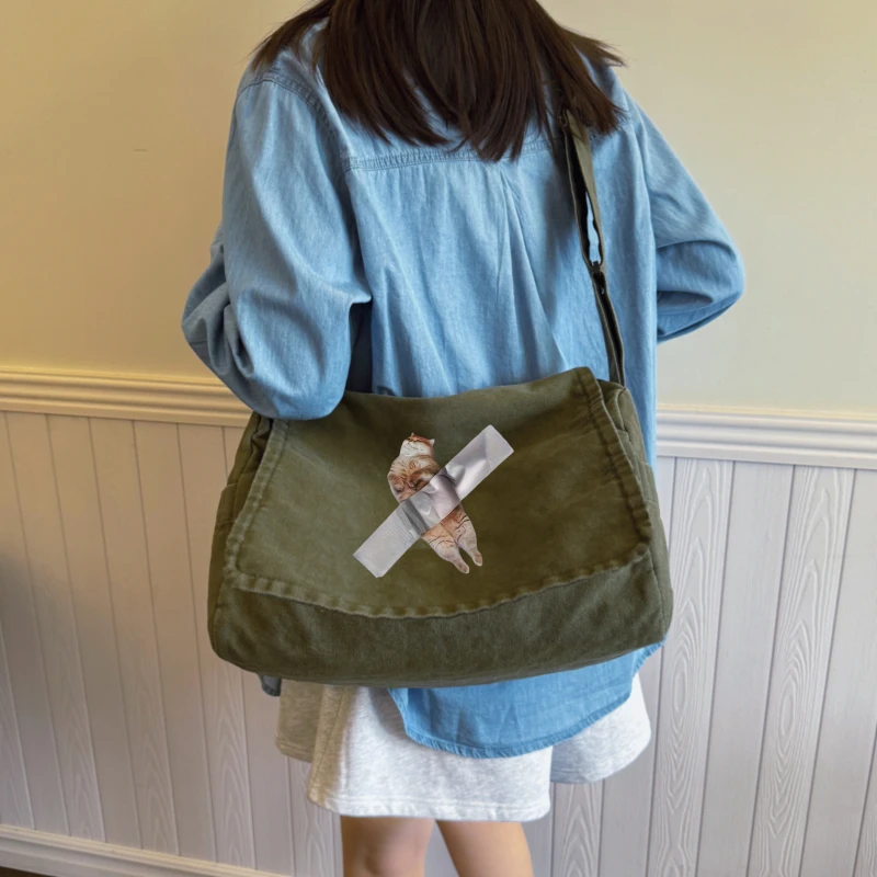 Casual Women's Shoulder Bag Canvas Quirky Cat Print Large Capacity Messenger Bag for Daily Use Crossbody Bag