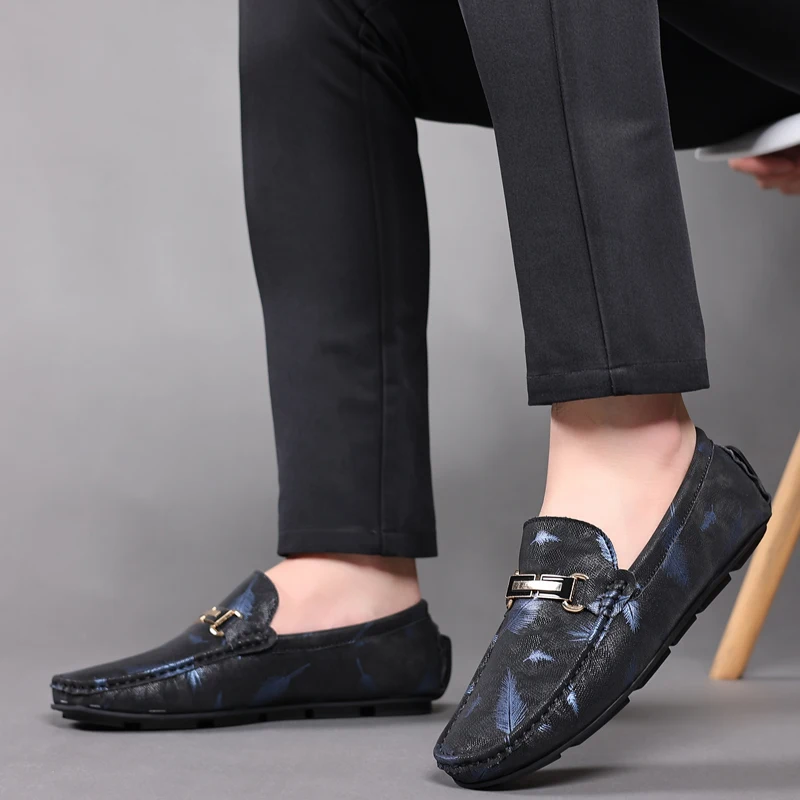 HKDQ Trendy Leather Driving Shoes For Men Summer Breathable Men's Loafers Soft Moccasins Comfort Slip-on Male Casual Boat Shoes