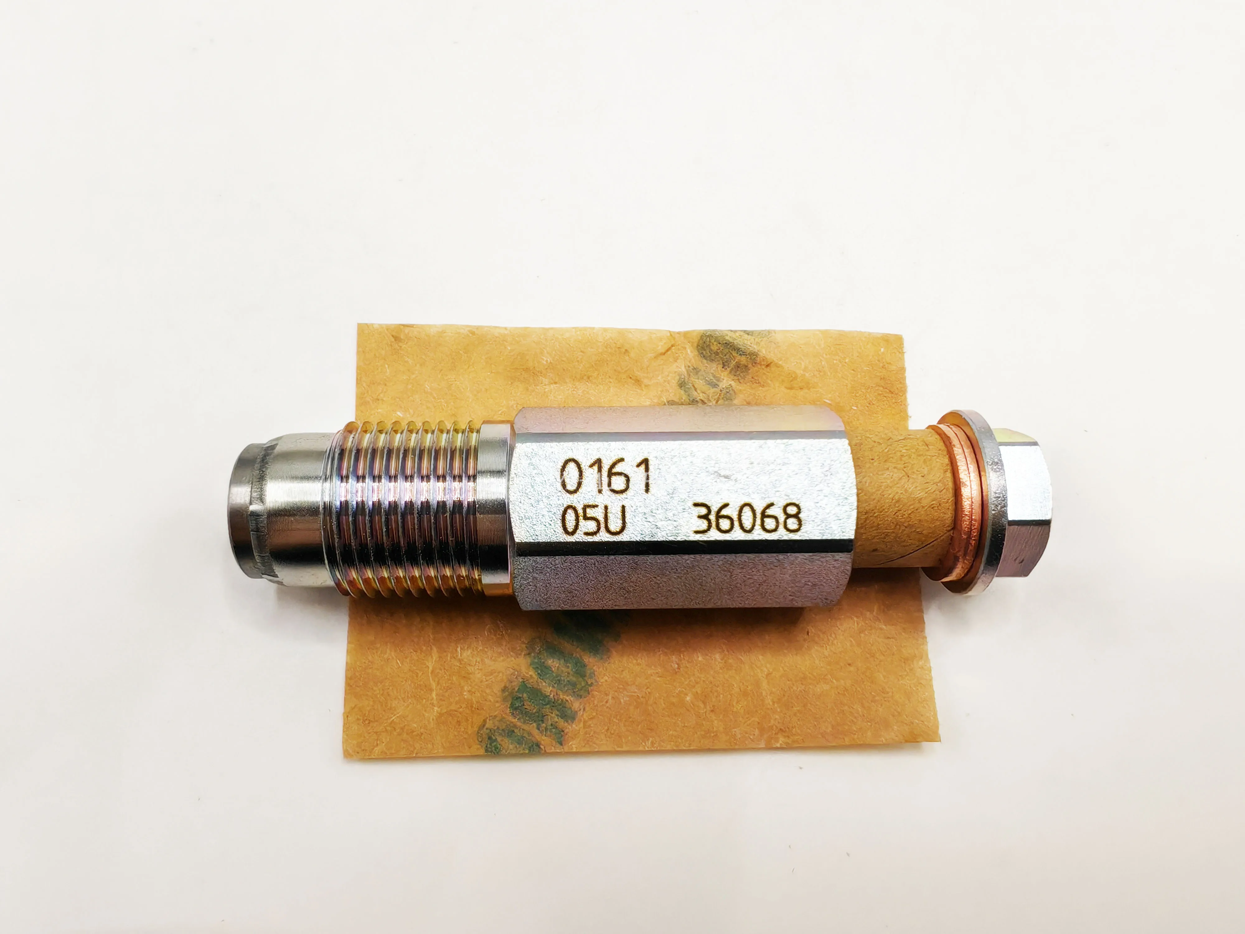Original Relief Limiter Pressure Valve Common Rail 0954200161 095420-0161