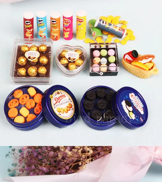 VZXQX 24 Piezas Mini Comida Para Casa De Muñecas - Tazas De Café, Pasteles Y Platos En Escala 1:12 Y 1:6, Accesorios De Navidad