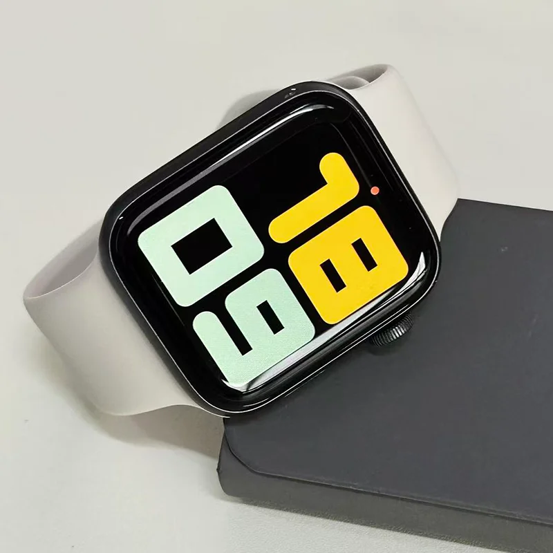 Premium Silicone Sports Band for Smartwatches - Versatile Size Options