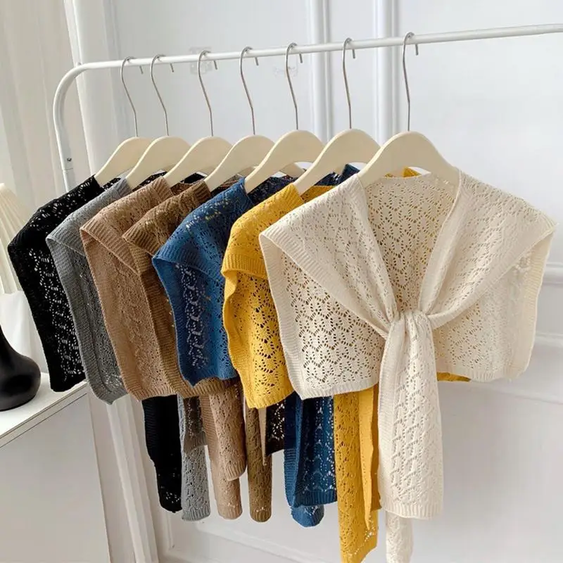 

Women's Shawl Scarf Fashion Hollow Shawl Scarf Women's Spring And Autumn Clothes Knitting Shawl For Traveling Daily Life Dating