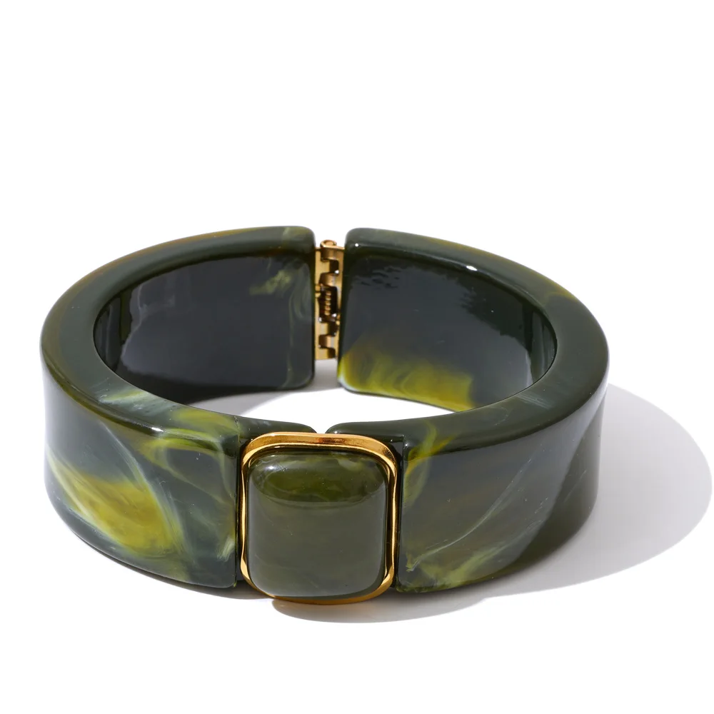 YH7604A Olive Green