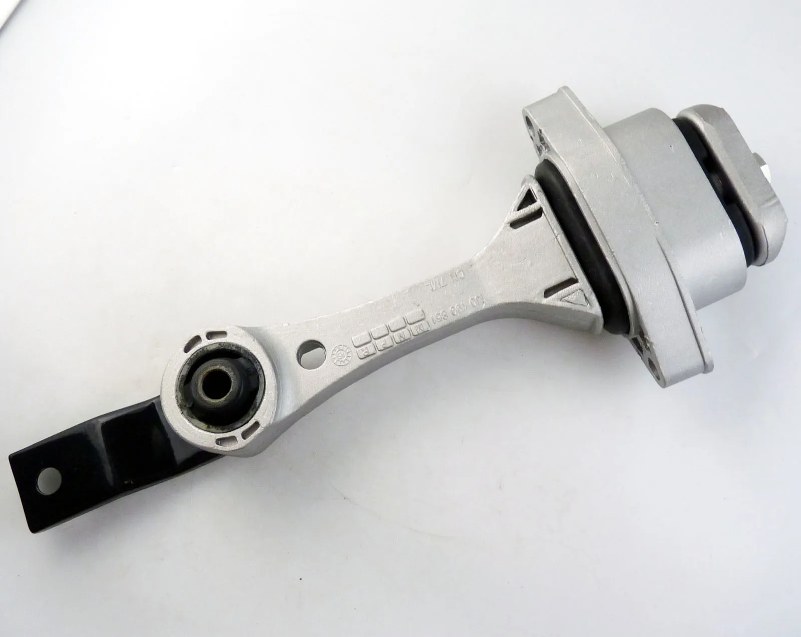 WOLFIGO Rear Side ENGINE MOTOR MOUNT Dog Bone Lower Bottom EM-9208 1J0199851N for VW BEETLE GOLF JETTA