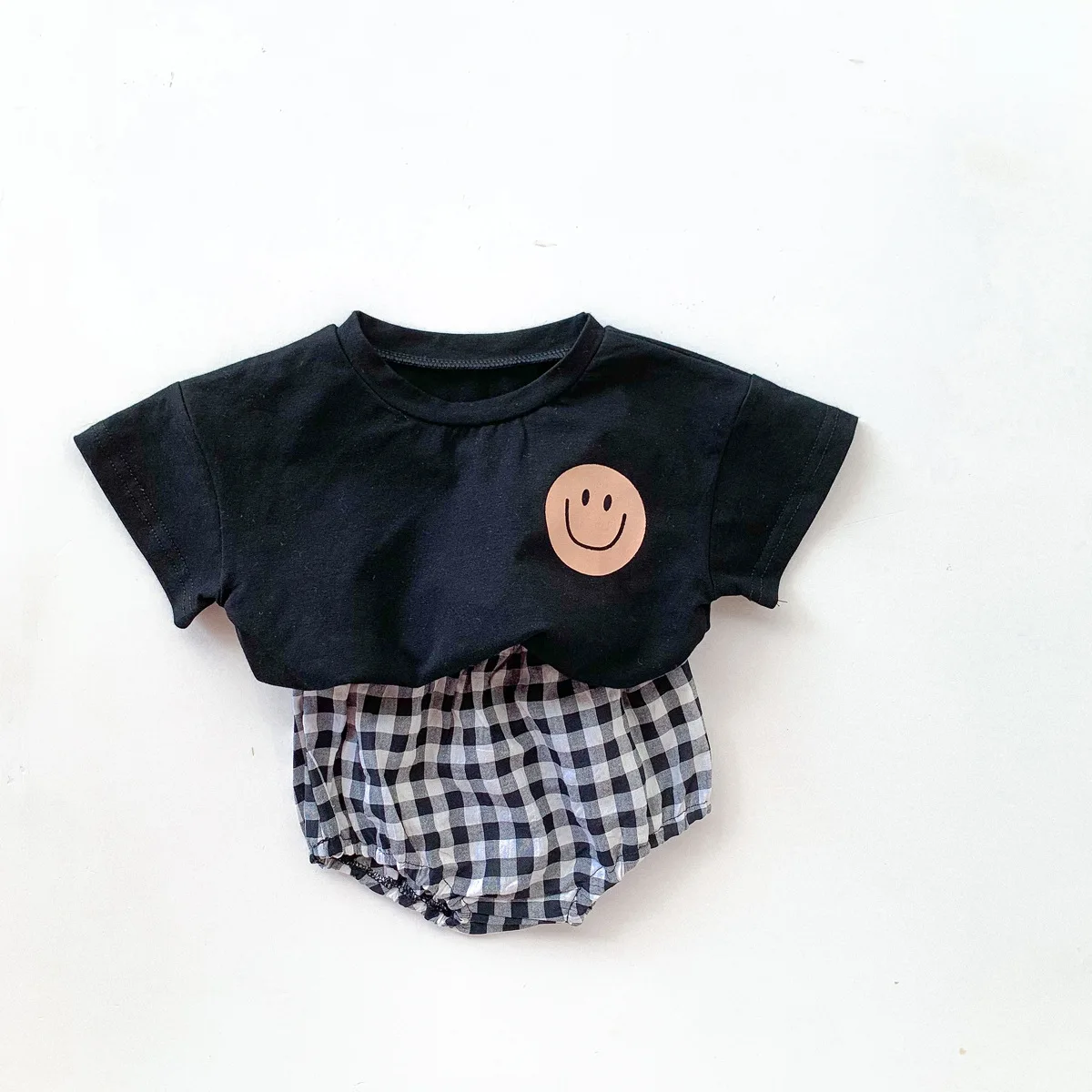 2022 Summer New Baby Smiley Print Clothes Set Infant Girl Cartoon T Shirt + Pp Shorts 2pcs Set Toddler Boy Casual Smiley Suit Baby Clothing Set expensive