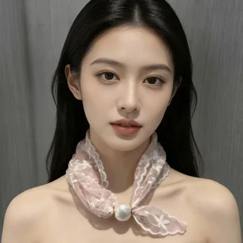 Sciarpa con Chiusura Magnetica a Scatto, Elegante Sciarpa Regolabile con Perle e Pizzo, Collana a Catena per Clavicola, Versatile Sciarpa per Colletto Camicia