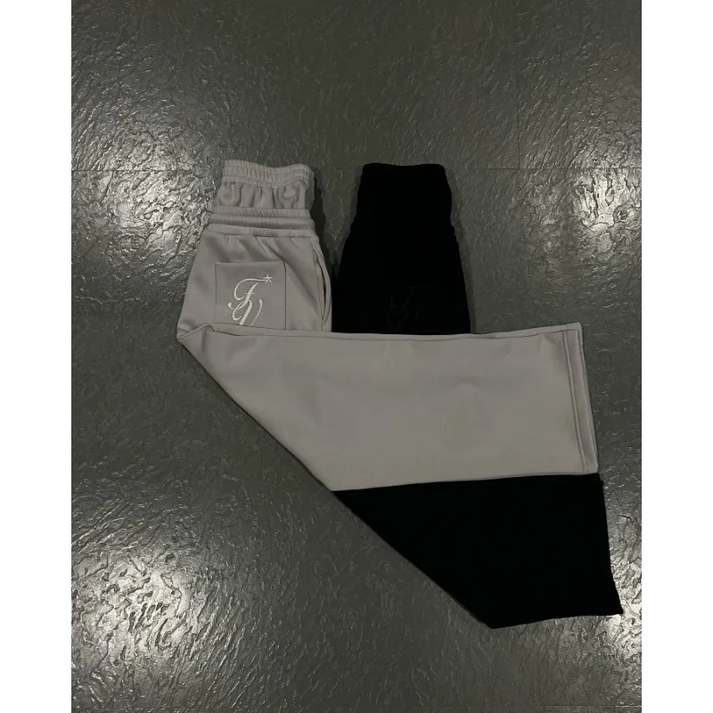 Letter embroidery high quality elastic waist design oversized wide leg pants for men streetwear hip hop skateboarding sweatpants 3