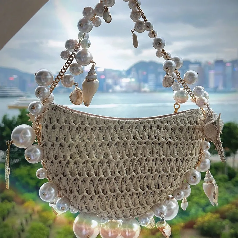 

FIRMRANCH Summer New Sweet Grass Woven Circular Handbag Pearl Conch Chain Design Seaside Vacation Female Purse Versatile Fashion